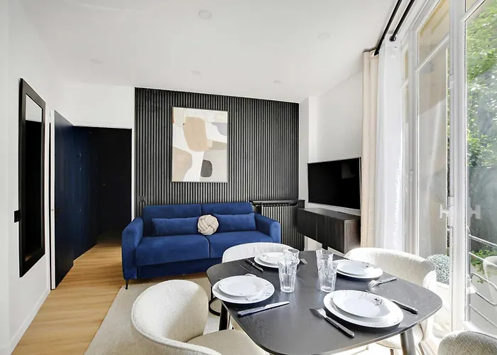 Magnificent 2Bd-4P Apartment - Eiffel Tower